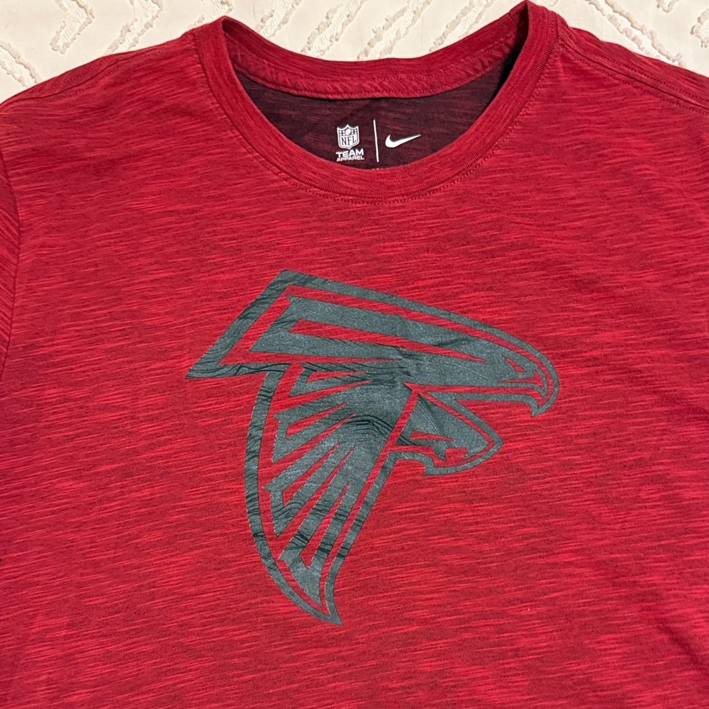 Nike Men's Crimson Graphic Tee